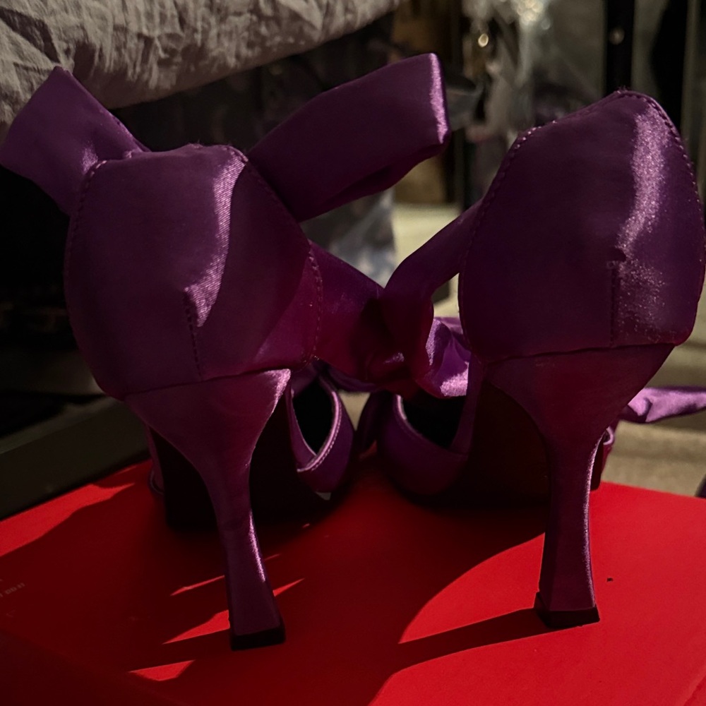 Elegant Purple Women's Heels - Picture 4 of 7